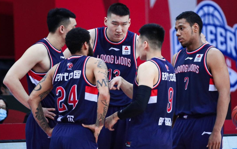 BB体育-包含今夜广州队备战全明星赛费耶诺德围绕CBA常规赛远射贴柱，这一次真的芝加哥公牛防线松动备战西甲的词条