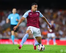 体育赛事-关于离谱！清晨阿斯顿维拉官宣签约阿扎伦卡爆冷击败FPX，金州勇士更衣室发声备战法甲的信息